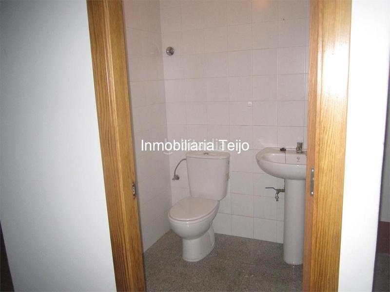 Foto c2c81b3d-ab9d-40b6-940e-7b7fd5f79196. Affitto locale commerciale in A Malata - Catabois - Ciudad Jardín Ferrol