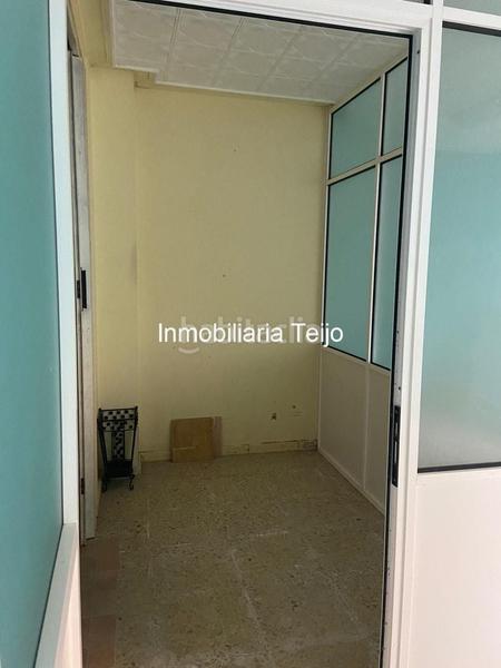 Foto 3f5e2146-8747-4f0b-886d-d3e30ade826e. Business premise in A Malata - Catabois - Ciudad Jardín Ferrol