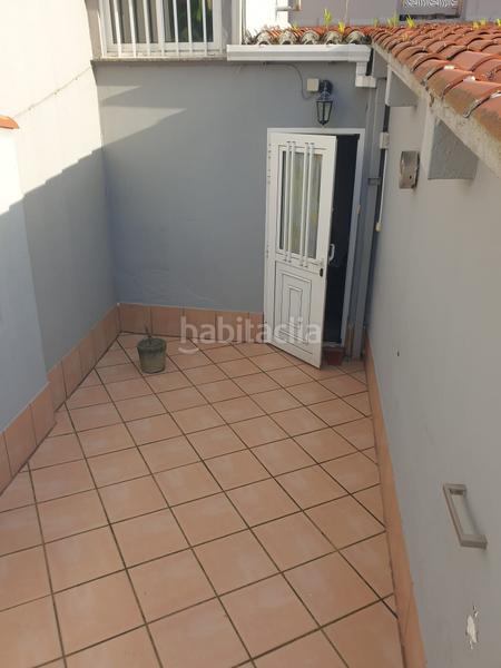 Foto 706bd8bd-eea2-4ae8-9b0d-35cd85b7e340. Casa adosada en A Malata - Catabois - Ciudad Jardín Ferrol