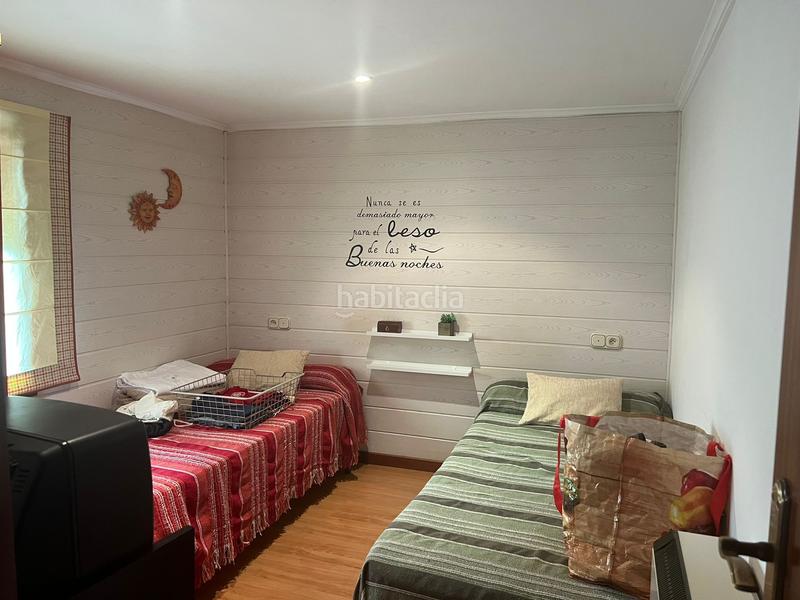 Foto 8af1da77-c915-4e30-8f9a-5d57c5baaf4a. Reihenhaus mit heizung parking in Valdoviño