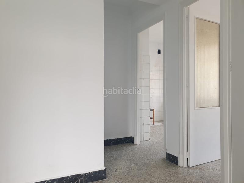 Foto c5e4eaff-9e74-4a91-a529-e6c4ff3eeb82. Piso se vende piso para reformar en joane en A Malata - Catabois - Ciudad Jardín Ferrol