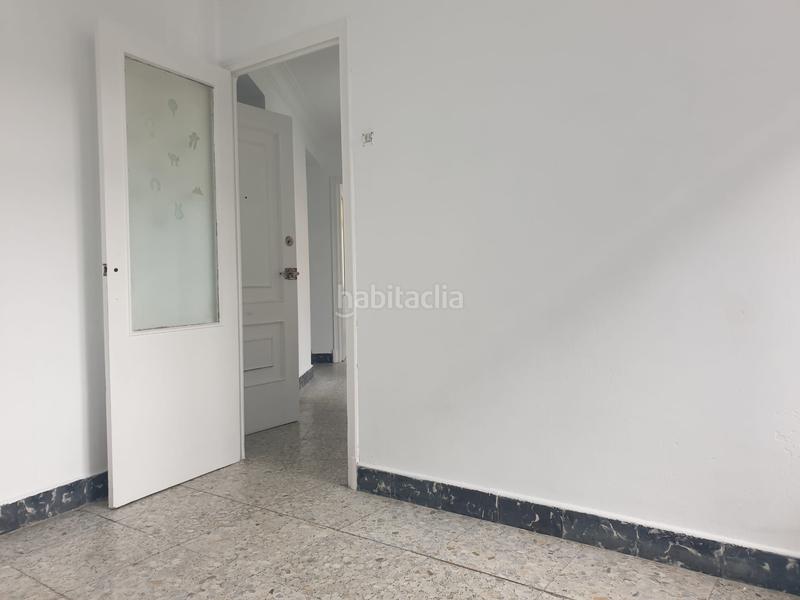 Foto e37a08ef-0035-4fa1-b931-6a7f5f8c563e. Piso se vende piso para reformar en joane en A Malata - Catabois - Ciudad Jardín Ferrol