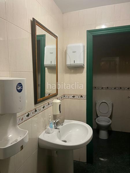 Foto c877e62b-3388-47c3-9671-7f8de50ffe71. Alquiler local comercial en A Malata - Catabois - Ciudad Jardín Ferrol