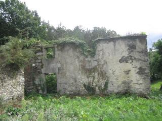 Maison à Neda. Se vende casa en neda