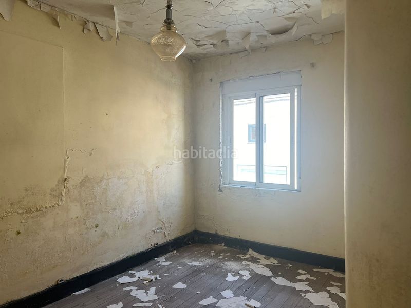 Foto 6a9be989-ba89-44fb-8a5a-c616a0bab21f. Edificio en Pontes de García Rodríguez (As)