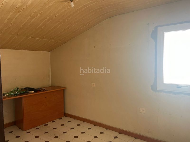 Foto 9ba4110f-44d5-4772-8f69-b66ff54bbe9e. Edificio en Pontes de García Rodríguez (As)