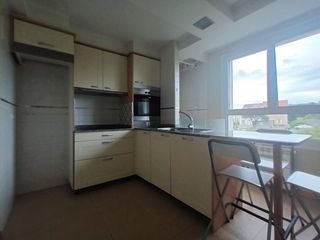 Rent Duplex in A Malata - Catabois - Ciudad Jardín. Se alquila bonito duplex con plaza de garaje en joane