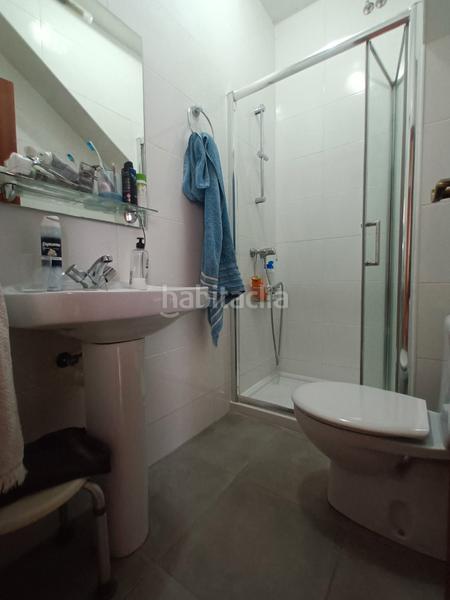 Foto 2b555155-f1ee-4e0d-8fb9-a899dcf93395. Casa amb calefacció a A Malata - Catabois - Ciudad Jardín Ferrol