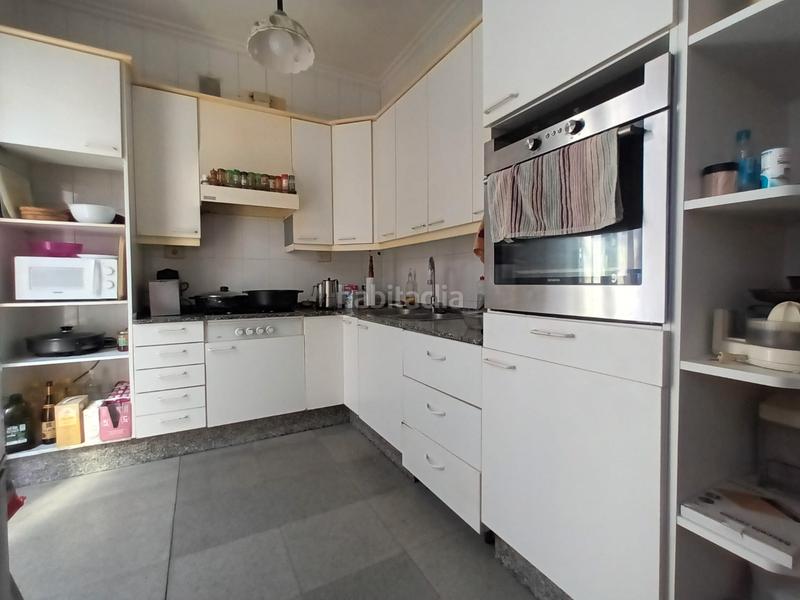 Foto 67c6cbf9-d47c-4a32-aed0-b21289aa151b. Casa amb calefacció a A Malata - Catabois - Ciudad Jardín Ferrol