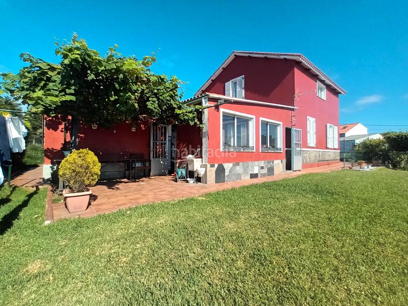 Foto 9347278d-b893-4001-8edf-5428a32c52d6. Casa amb calefacció a A Malata - Catabois - Ciudad Jardín Ferrol
