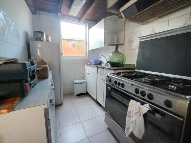 Foto b7d2c869-8e0b-477a-9e62-7450fe5d4807. Casa amb calefacció a A Malata - Catabois - Ciudad Jardín Ferrol