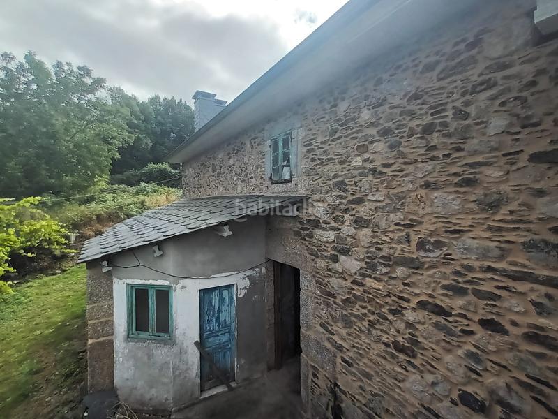 Foto d44d8bc1-2dc3-4f8c-a62c-94b8a05f8019. Casa in Somozas (As)