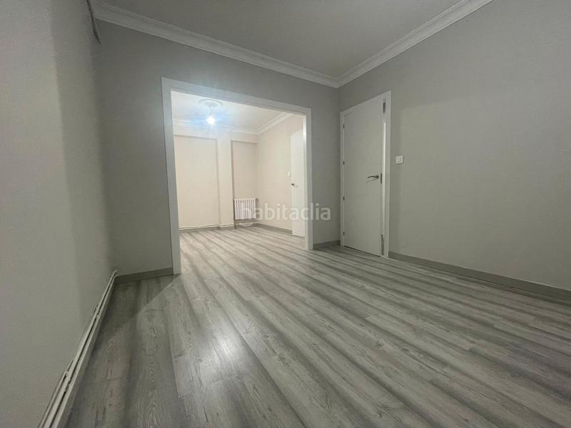 Foto 4e95107d-268b-4e92-a45a-9b724bc701e6. Appartamento con riscaldamento parcheggio in Alto del Castaño Narón