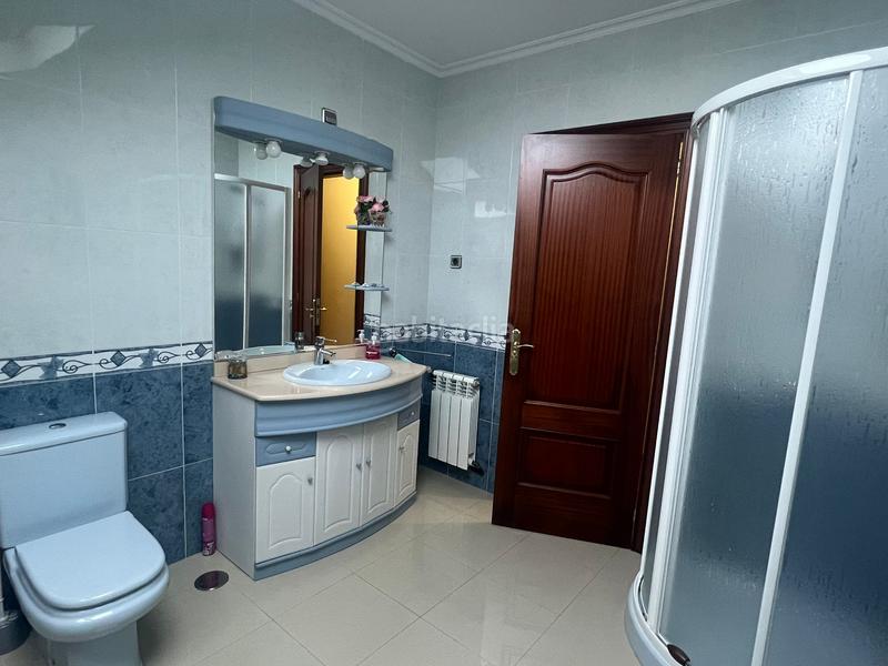 Foto decccf09-99ae-49e6-8dd2-87e643cc018f. Chalet mit heizung parking in Valdoviño