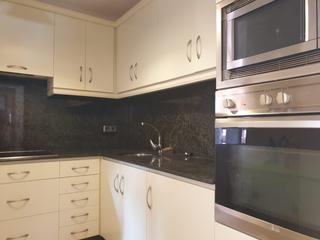 Appartement à Caranza. Se vende piso luminoso, reformado y con ascensor en caranza