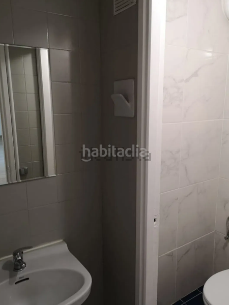 Foto 87bcf350-fb59-46ef-a0e8-7aa88d8a1761. Rent business premise in La Salle - Cuatro Torres Santa Cruz de Tenerife