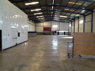 Rent Industrial building in Playa del Hombre - Taliarte - Salinetas
