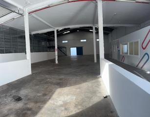 Nau industrial a Isleta