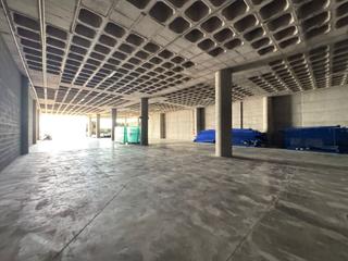 Rent Industrial building in Buenos Aires - Chamberí - Las Moraditas. Nave mayorazgo