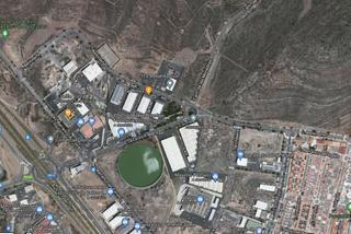 Terreny residencial a Casco Urbano. Parcela industrial