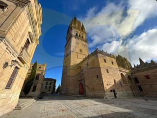 Miete Zweistöckige Wohnung in Universidad - Tenerías. Zona antigua, estupendo duplex reformado de 80m2, 3 dormitorios,
