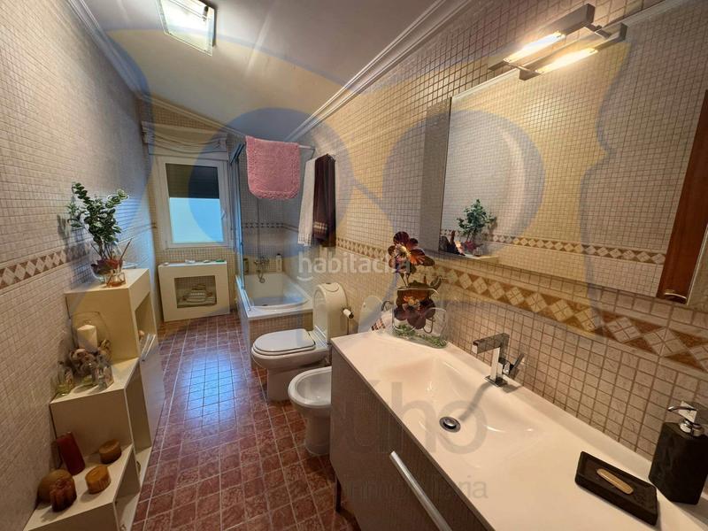 Foto 319d6009-ad18-479e-ac4c-48992b8f3b38. Chalet avec cheminée chauffage parking piscine dans Carbajosa de la Sagrada