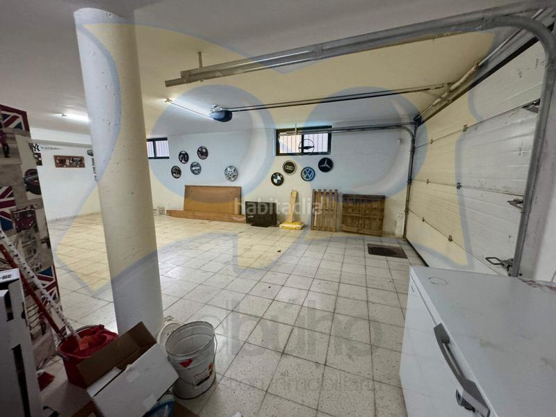 Foto c42dada9-85b7-4f38-828c-27aef056ae1b. Chalet avec cheminée chauffage parking piscine dans Carbajosa de la Sagrada