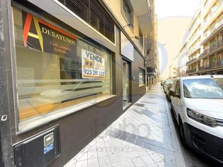 Geschäftsraum in Labradores. Oportunidad única! local en venta en salamanca ??     ¿estás bus