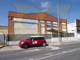 Rent Industrial building in Carbajosa de la Sagrada. Nave en alquiler en poligo montalvo i