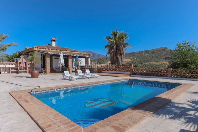 Foto 2ad21cae-d593-408b-8181-3915fbcbacde. Masia amb aparcament piscina a Guaro