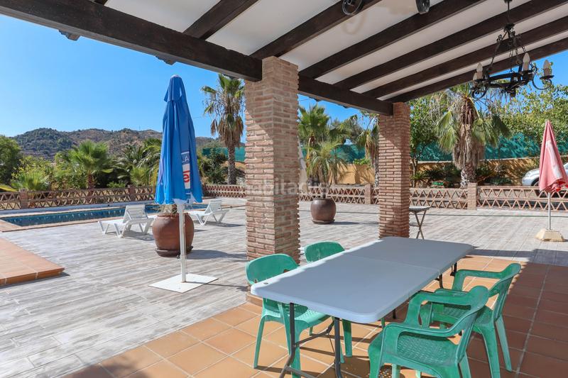 Foto dd815a0d-3a18-4351-8911-e23f0b803bf1. Masia amb aparcament piscina a Guaro