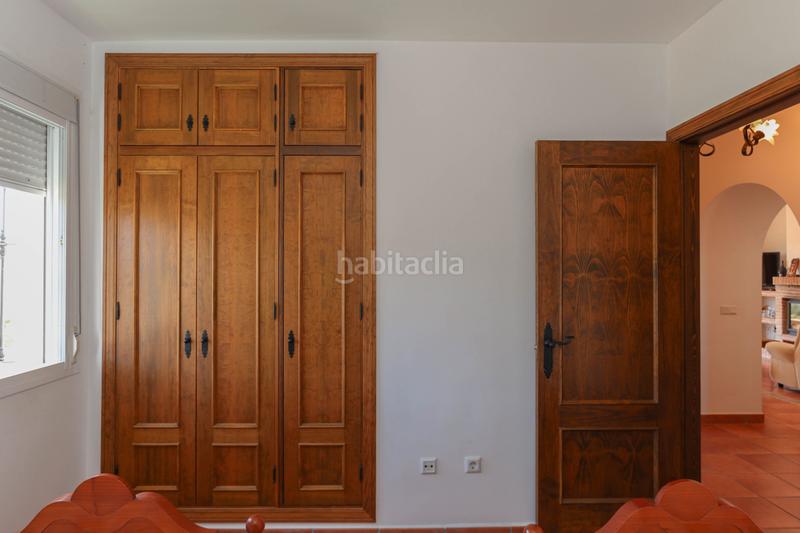 Foto fbe88822-cb5b-4fcf-b9e8-2c15bf076f48. Masia amb aparcament piscina a Guaro