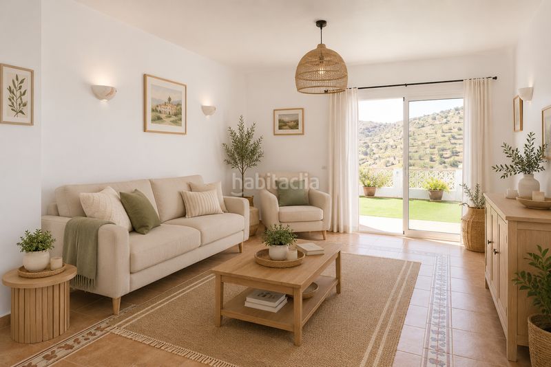 Foto c057a6a6-bc1f-4839-95af-6690f08dcf24. Casa amb aparcament a Tolox