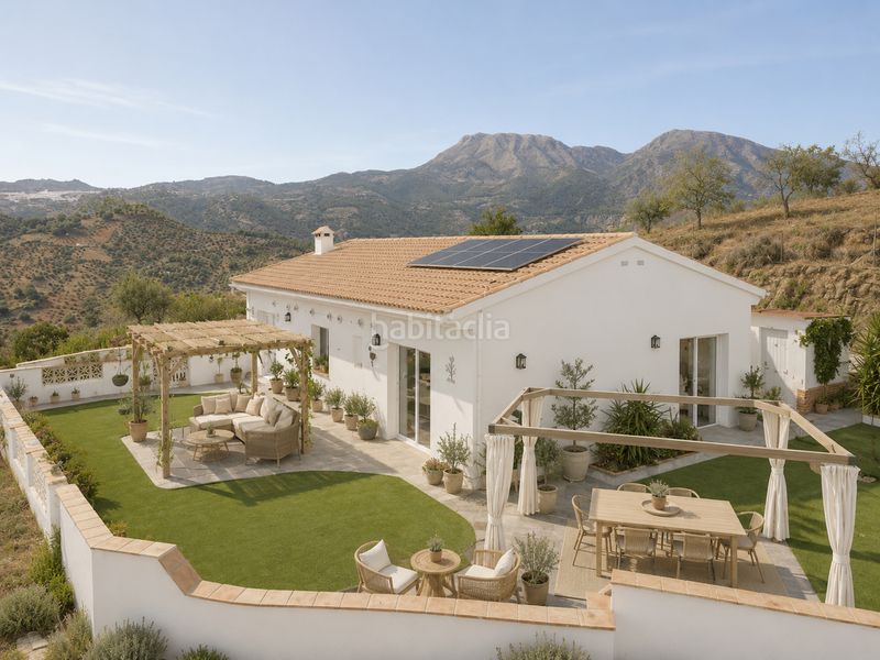 Foto dee7e096-0ec7-4e6c-b35d-d0ce1f0a8b19. Casa amb aparcament a Tolox