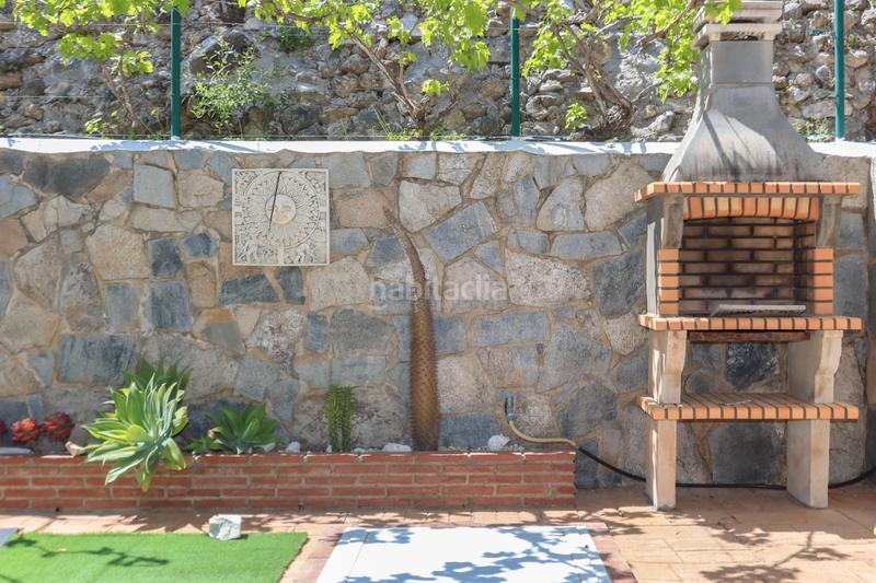 Foto aad077e4-0712-4c2a-aba1-df74ed466177. Casa amb xemeneia piscina a Monda