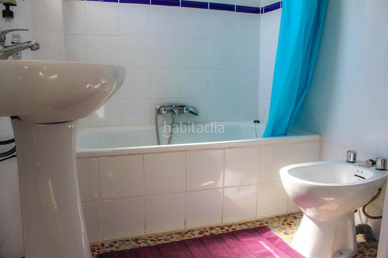 Foto 27b17918-b13f-4d12-80d5-46e317af60fa. Casa aparellada a Tolox