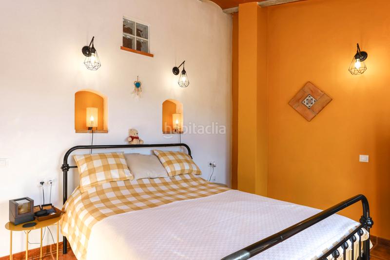 Foto 866f6e2a-fab1-4353-b212-62ed7d426963. Casa adosada construcción de excelente calidad en Alozaina