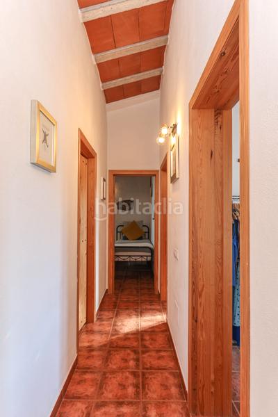 Foto dca8cef8-f968-49c3-8545-cca812c3e503. Casa adosada construcción de excelente calidad en Alozaina