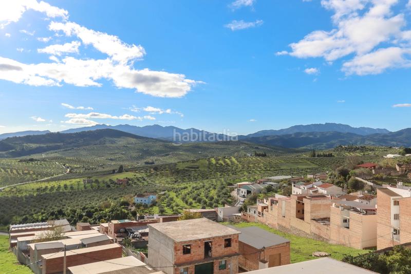 Foto ef65e0ed-ef4f-4b86-81aa-41dfd4252f35. Casa adosada construcción de excelente calidad en Alozaina