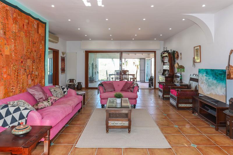 Foto 0d806072-a140-4843-80bf-b477d83c82ae. Casa con camino piscina in Centro Alhaurín el Grande