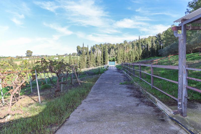 Foto 87a4e359-331a-4cea-9f65-7119c2a77e34. Casa con camino piscina in Centro Alhaurín el Grande