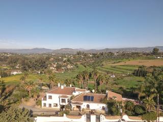 Casa  Camino de los javieles. Impresionante villa con establos