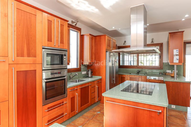 Foto c875b1cc-adac-45fe-a6b3-682d86753bda. Casa con camino piscina in Centro Alhaurín el Grande