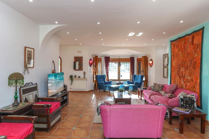 Foto f329492a-6a4b-4a89-8a29-42da583296e7. Casa con camino piscina in Centro Alhaurín el Grande