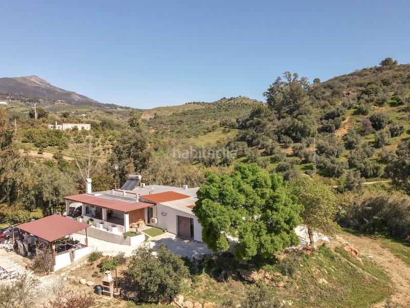 Foto be0d49d4-14da-4ba9-843a-664f22a82c2a. Casa finca rural con 2 unidades de alquiler en Casarabonela