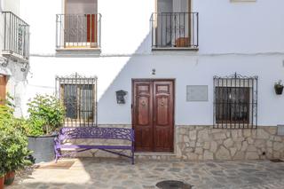 Casa adossada  Calle seminarista duarte. Casa adosada con solarium en la azotea