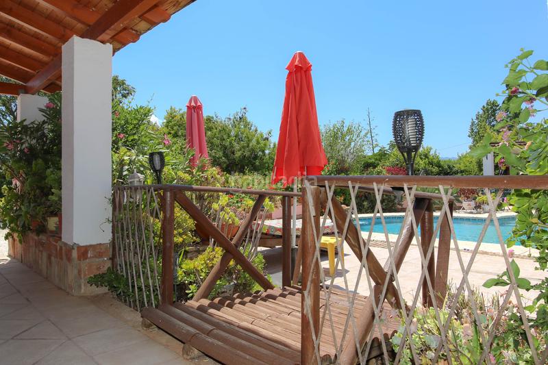 Foto 1fc94729-daf8-4e5a-8b5c-f63aa83e0a67. Maison avec cheminée parking piscine dans Cártama