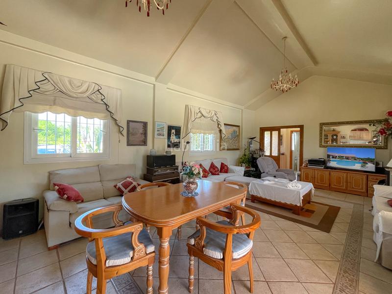 Foto 260564b3-7f27-4814-9fc5-1a6fec6633fb. Maison avec cheminée parking piscine dans Cártama