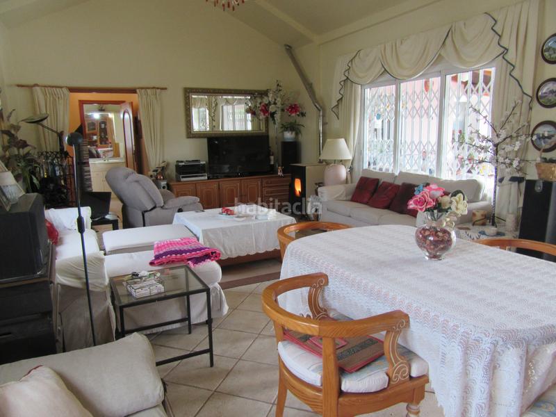 Foto 59d896e6-6cd6-44c9-bb55-11f771aa204b. Maison avec cheminée parking piscine dans Cártama