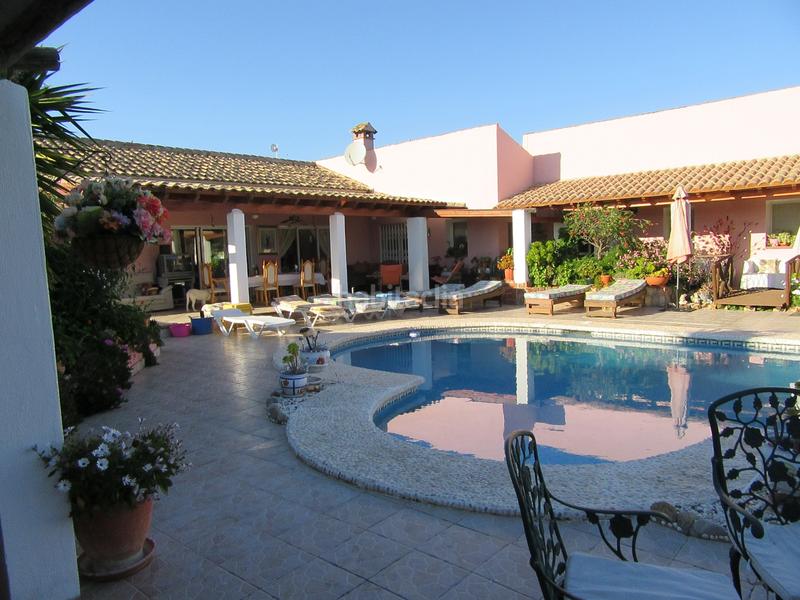 Foto ed52790a-ff38-4dd1-a4b4-e4657bb79fe1. Maison avec cheminée parking piscine dans Cártama